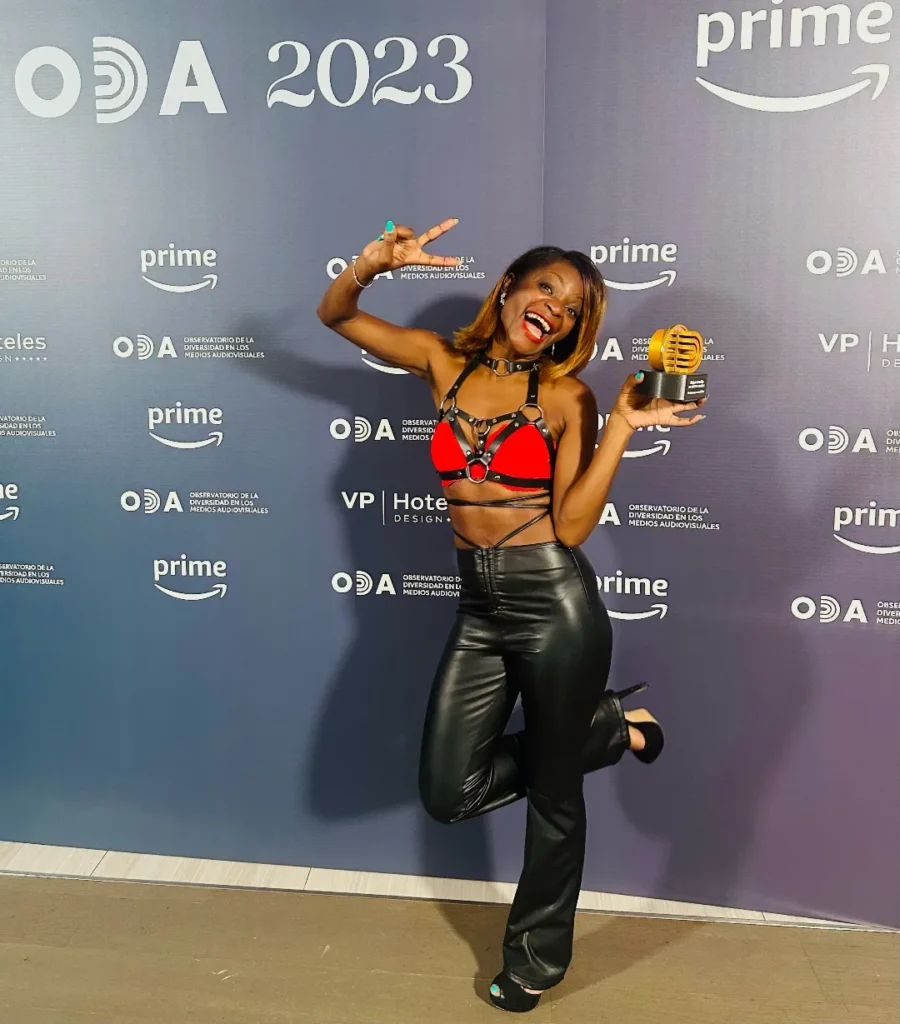 Imagen de los premios ODA con corahe artesania