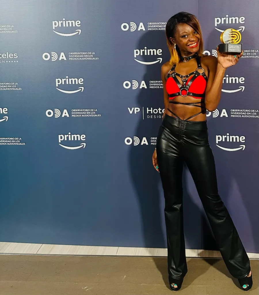 Imagen de los premios ODA con corahe artesania
